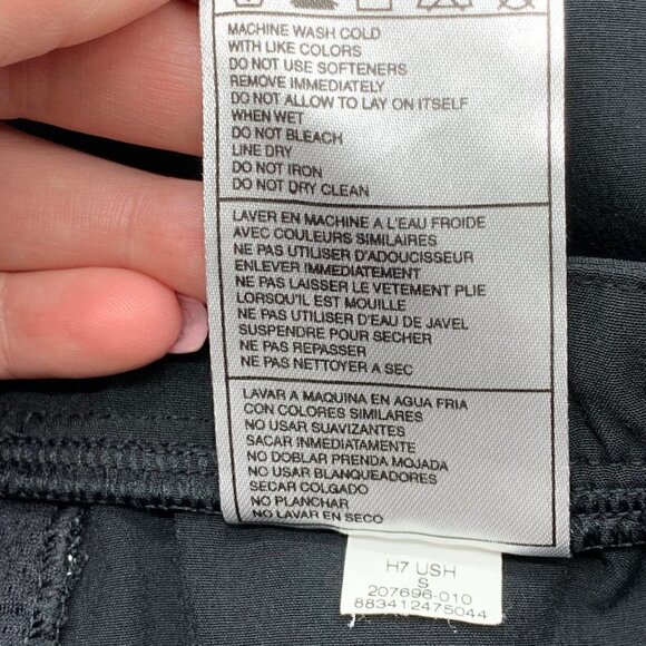 🎉Nike Fit Dry Black Workout Capris - Picture 5 of 5